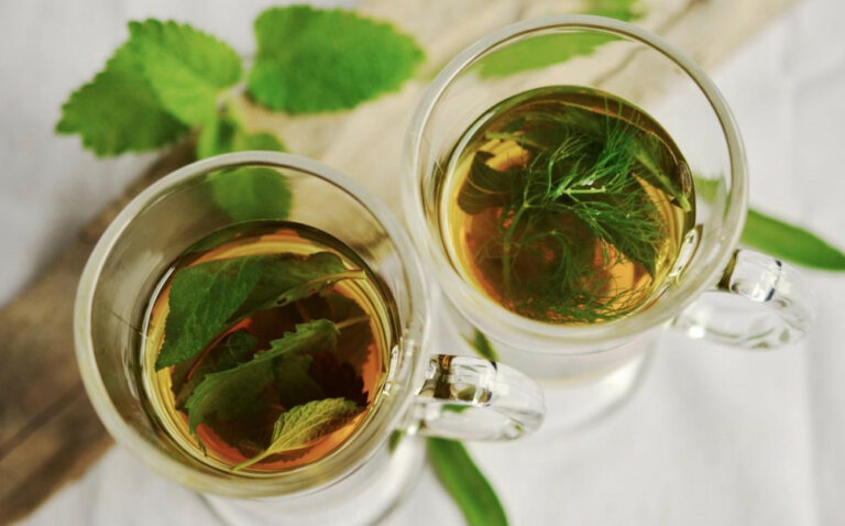 8 Best Teas For Anxiety And Stress
