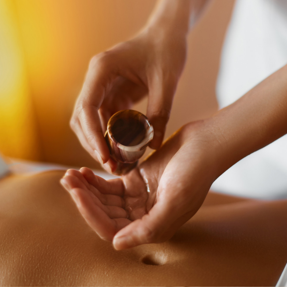 Massage With Aromatherapy
